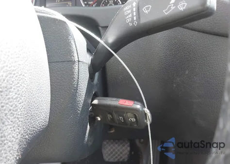 2015 Volkswagen Tiguan S z USA, uszkodzony, nr VIN WVGAV7AXXFW564640